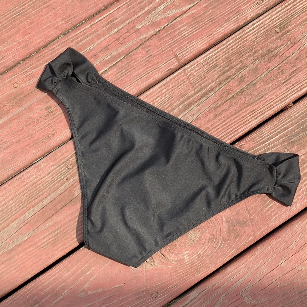 black bikini set - Picture 7 of 7